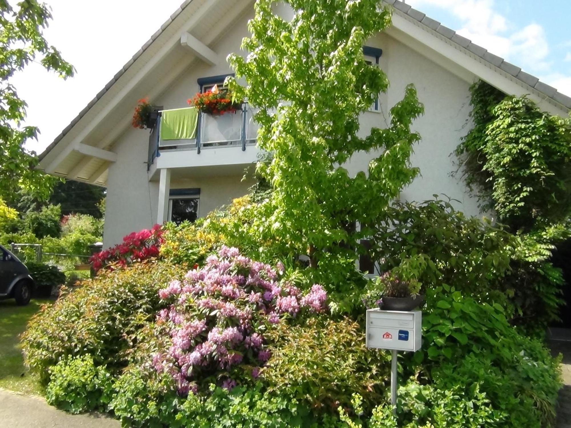 Haus Erika Am Weg Bed & Breakfast Kesswil Bagian luar foto